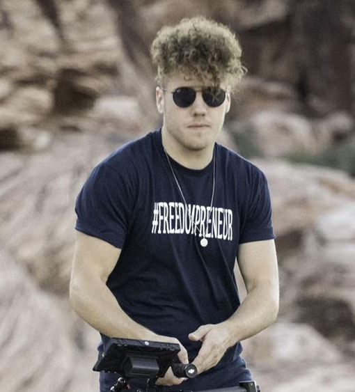 Anthony Knowles photo